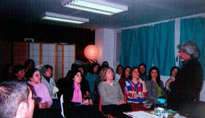 Ministrando curso en Barcelona, España - 2005